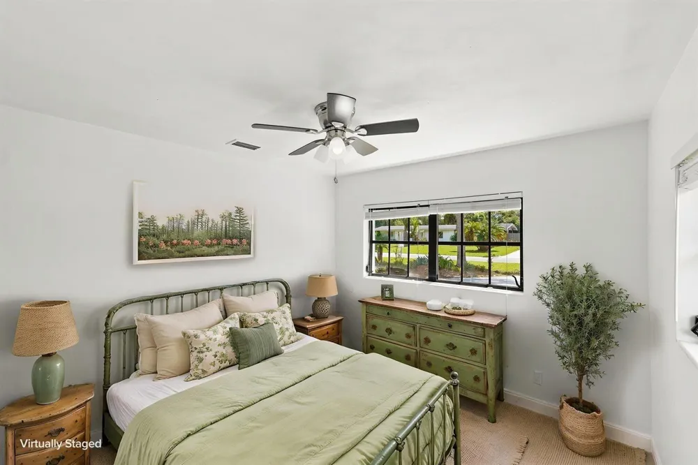 875 28TH AVENUE Vero Beach, FL 32960