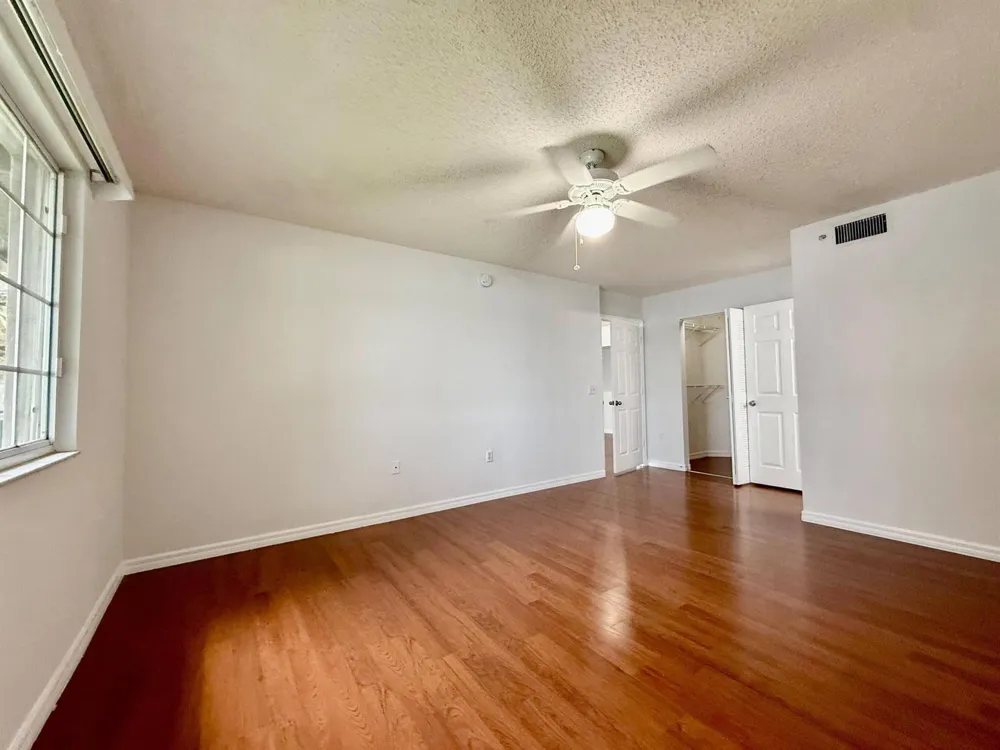 5041 Wiles Road #9-208 Coconut Creek, FL 33073