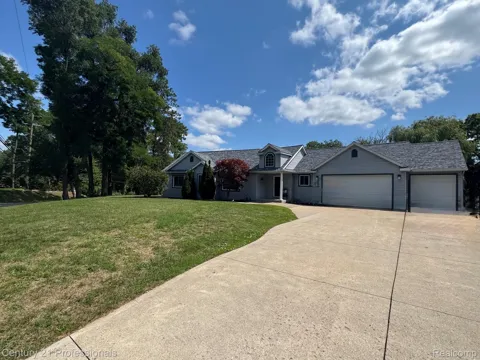 3251 Mann Road
