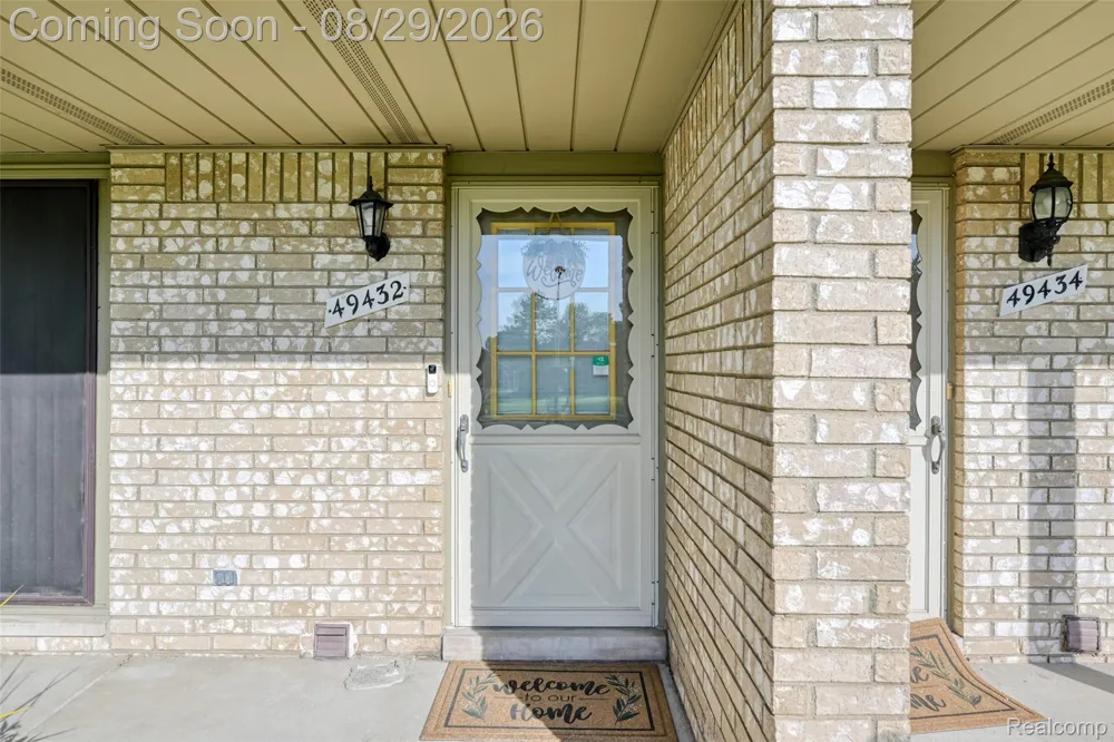49432 Kirkland Court #99 Shelby Charter Township, MI 48315