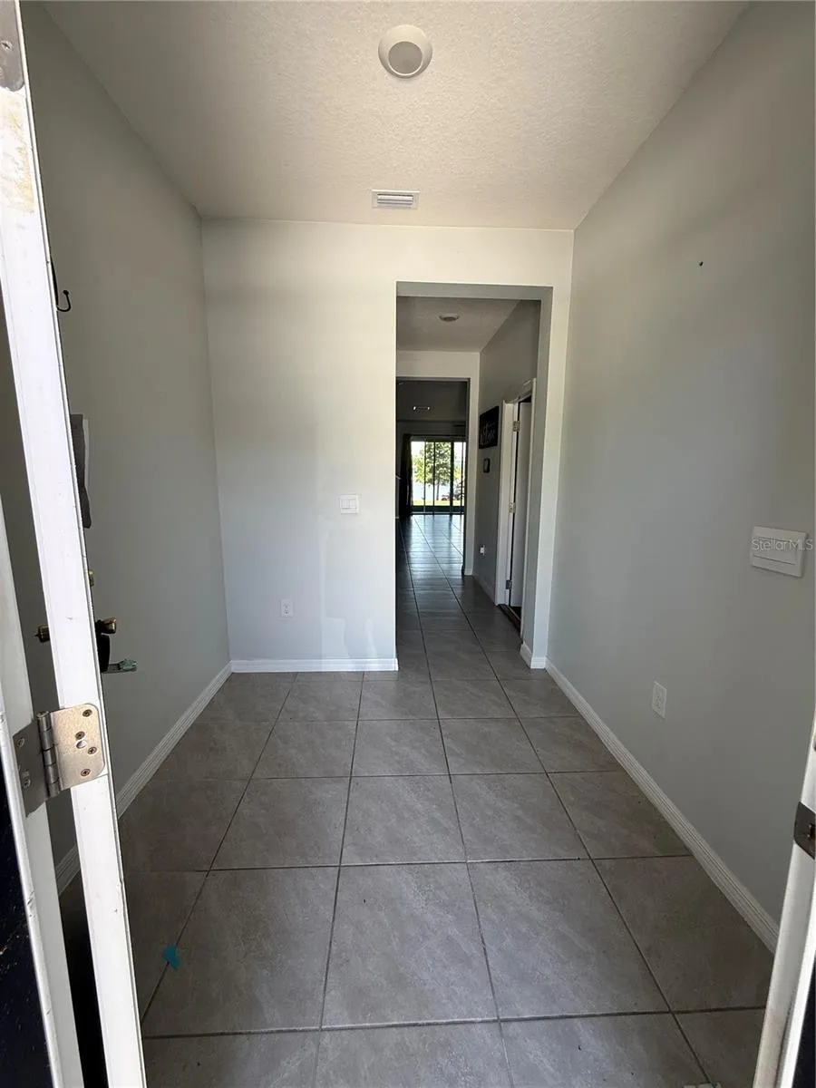 191 MANGROVE SHADE CIRCLE Apollo Beach, FL 33572