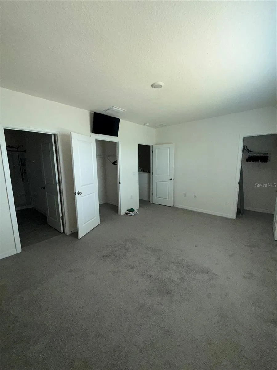 191 MANGROVE SHADE CIRCLE Apollo Beach, FL 33572