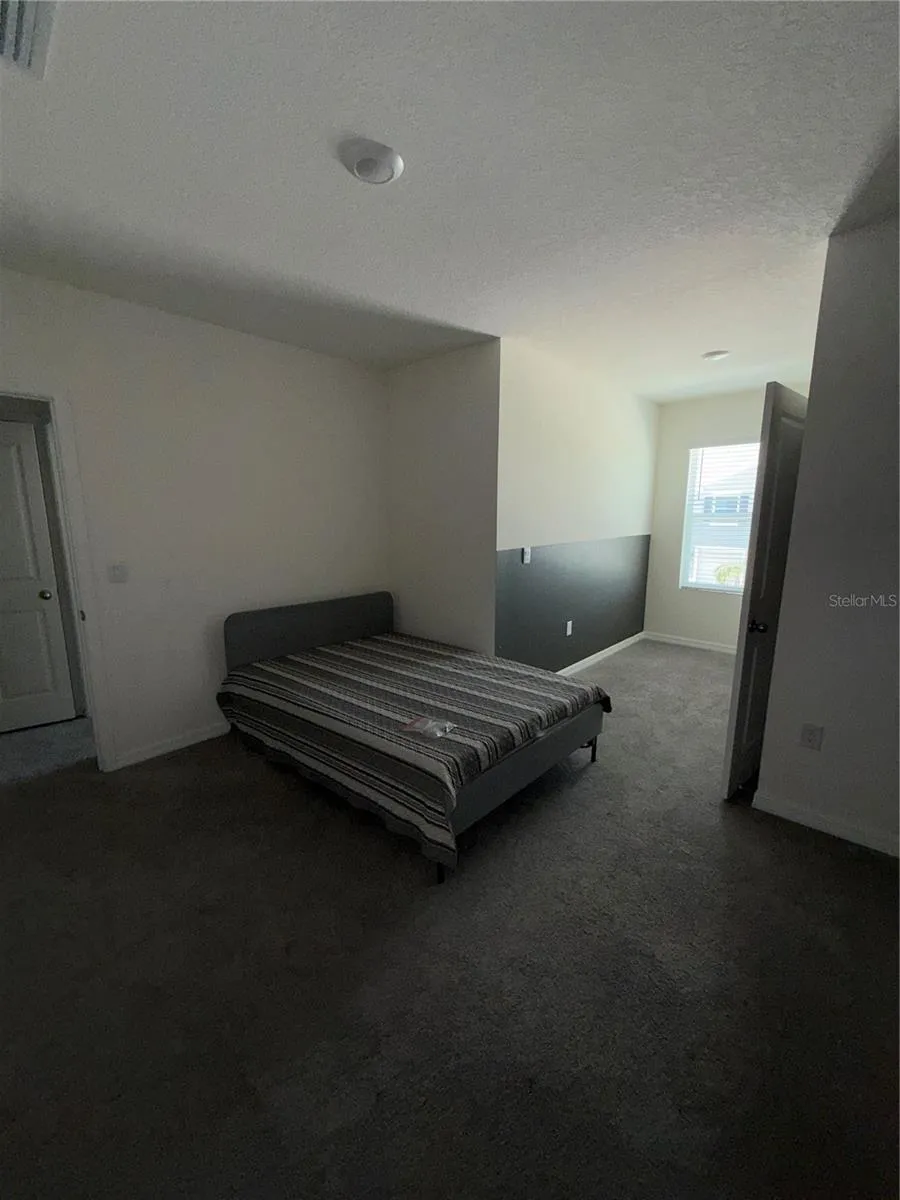 191 MANGROVE SHADE CIRCLE Apollo Beach, FL 33572