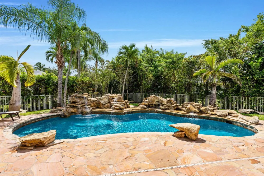 10668 NW 69TH STREET Parkland, FL 33076