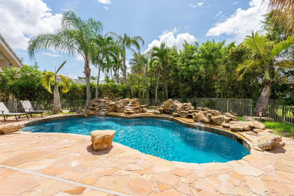 10668 NW 69TH STREET Parkland, FL 33076