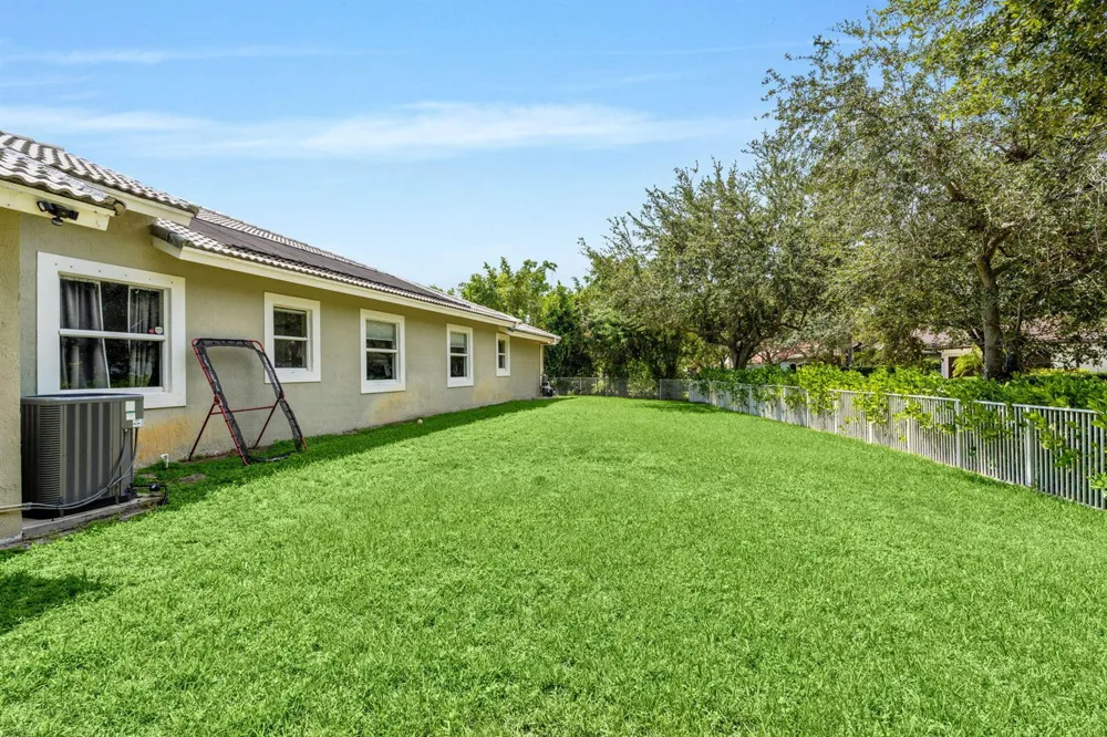 10668 NW 69TH STREET Parkland, FL 33076