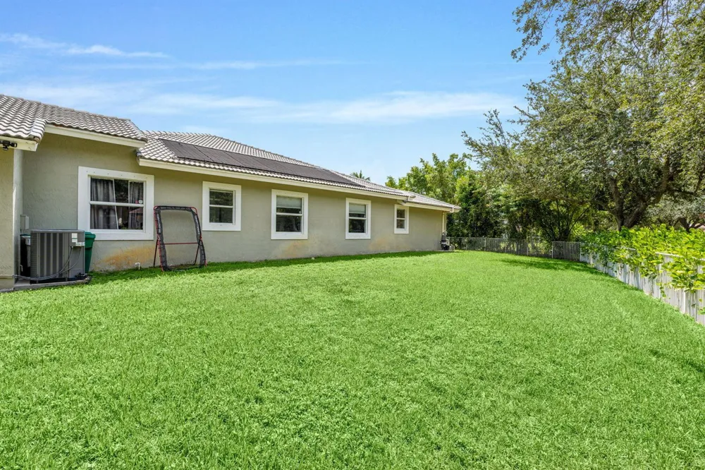 10668 NW 69TH STREET Parkland, FL 33076