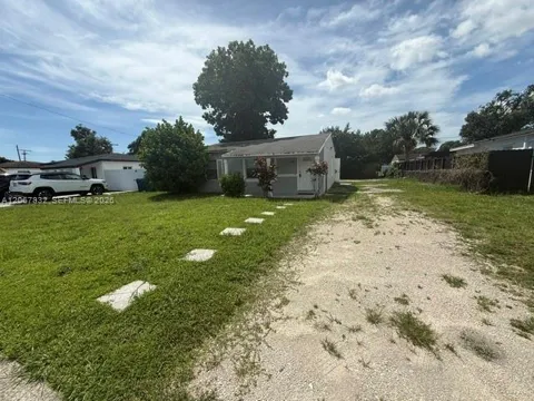 2540 NW 155ST #2540