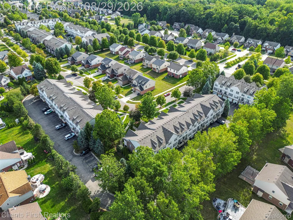 830 Summerfield Drive #256 Westland City, MI 48185