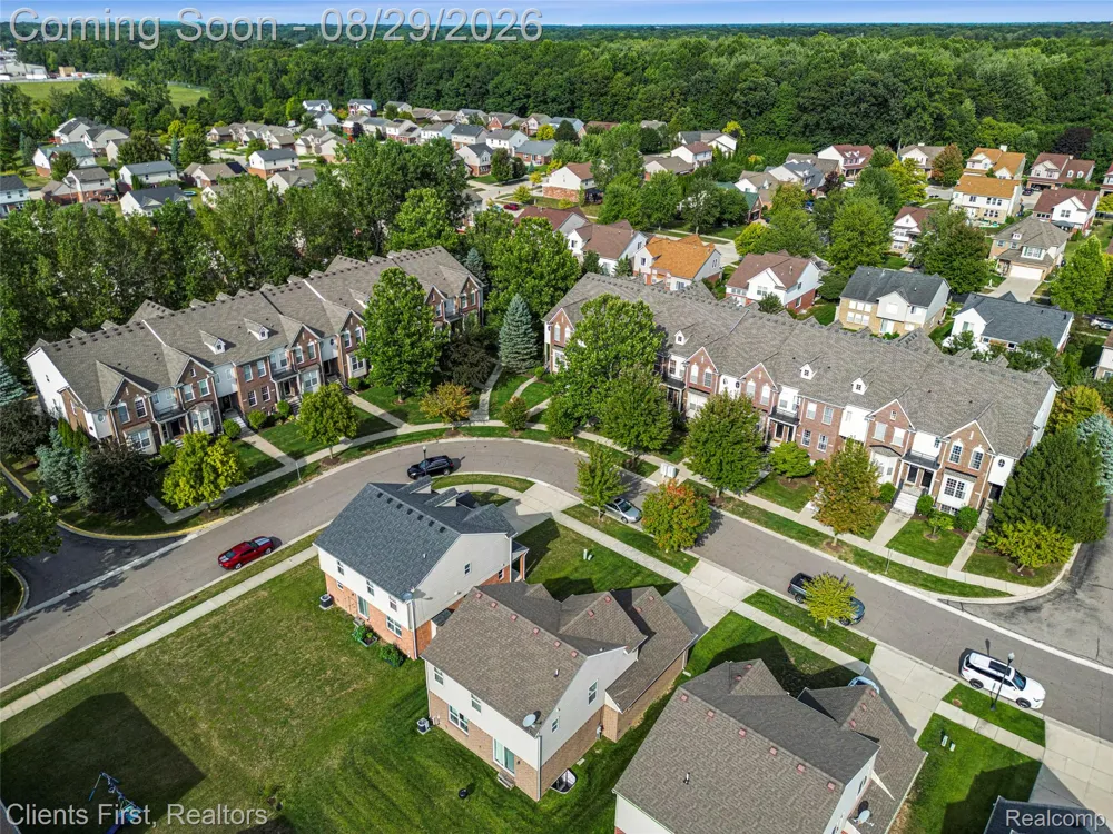 830 Summerfield Drive #256 Westland City, MI 48185