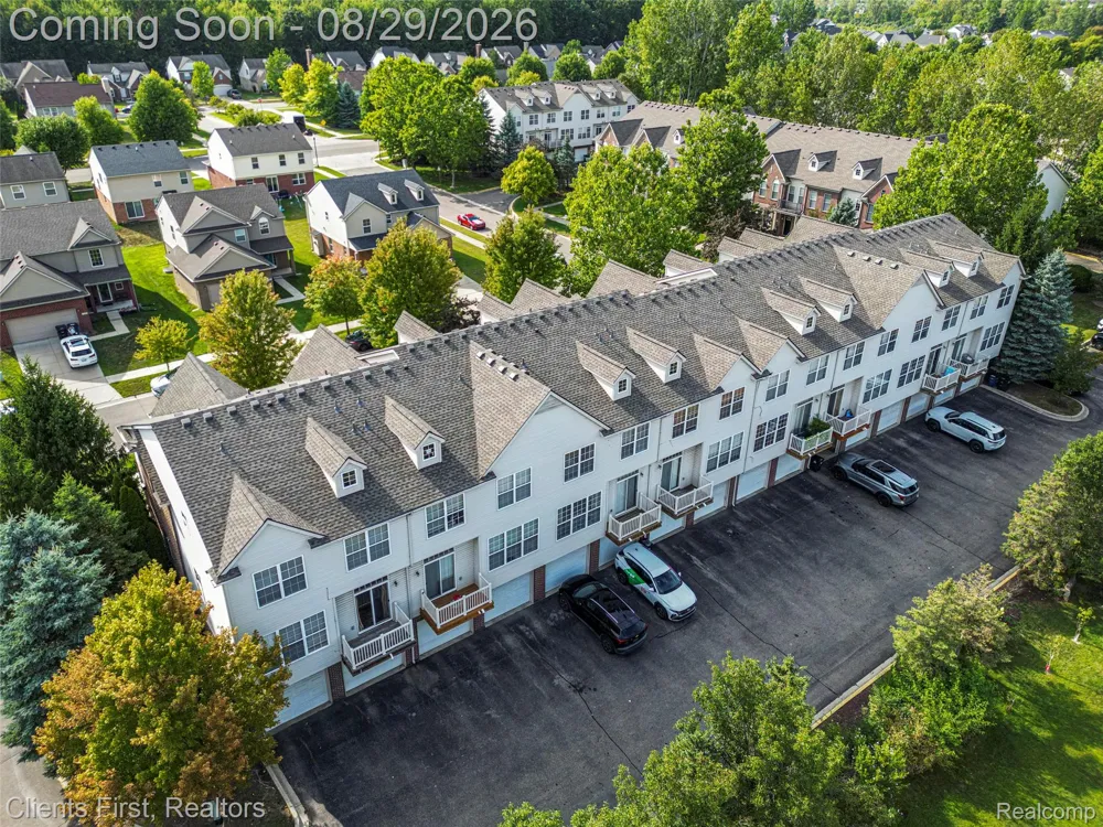 830 Summerfield Drive #256 Westland City, MI 48185