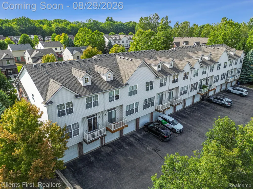 830 Summerfield Drive #256 Westland City, MI 48185