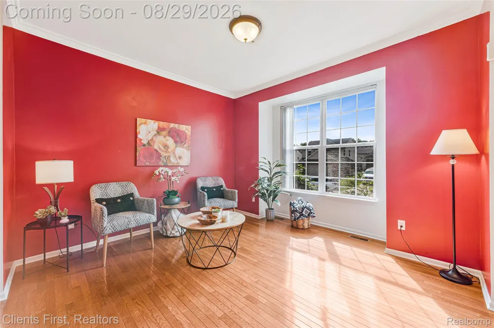 830 Summerfield Drive #256 Westland City, MI 48185