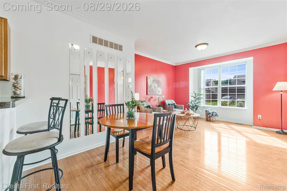 830 Summerfield Drive #256 Westland City, MI 48185