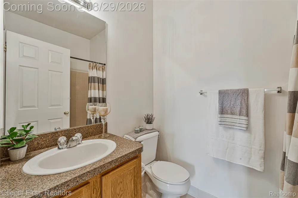 830 Summerfield Drive #256 Westland City, MI 48185