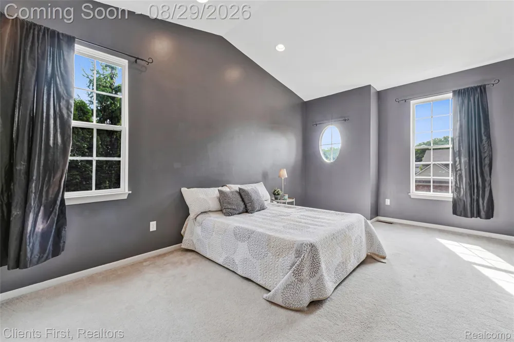 830 Summerfield Drive #256 Westland City, MI 48185
