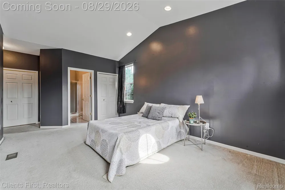 830 Summerfield Drive #256 Westland City, MI 48185