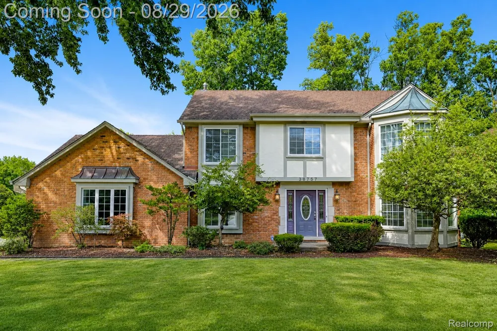38757 Plumbrook Drive Farmington Hills City, MI 48331