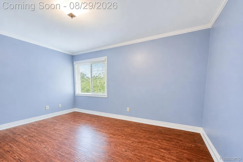 38757 Plumbrook Drive Farmington Hills City, MI 48331