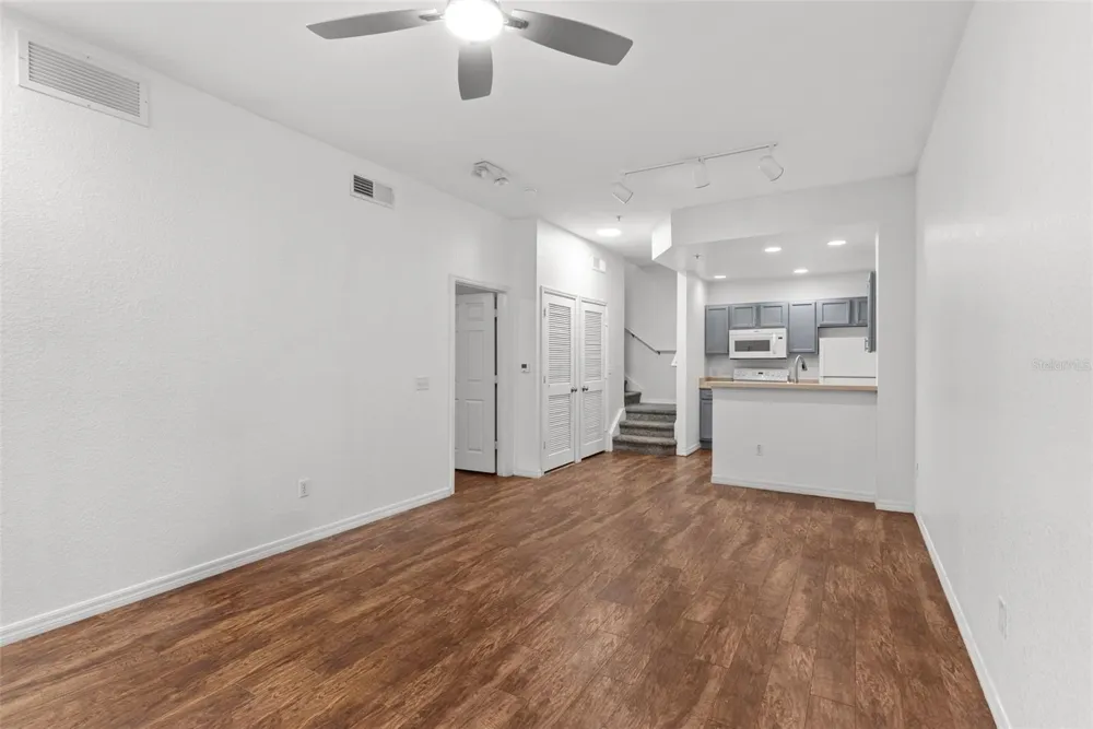 2608 LODI CIRCLE #104 Kissimmee, FL 34746