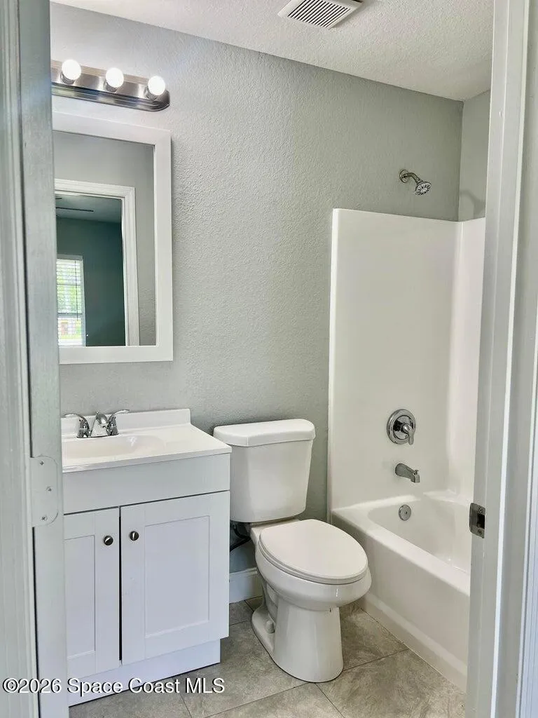 225 12th Street SW Vero Beach, FL 32962