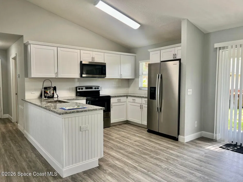 225 12th Street SW Vero Beach, FL 32962