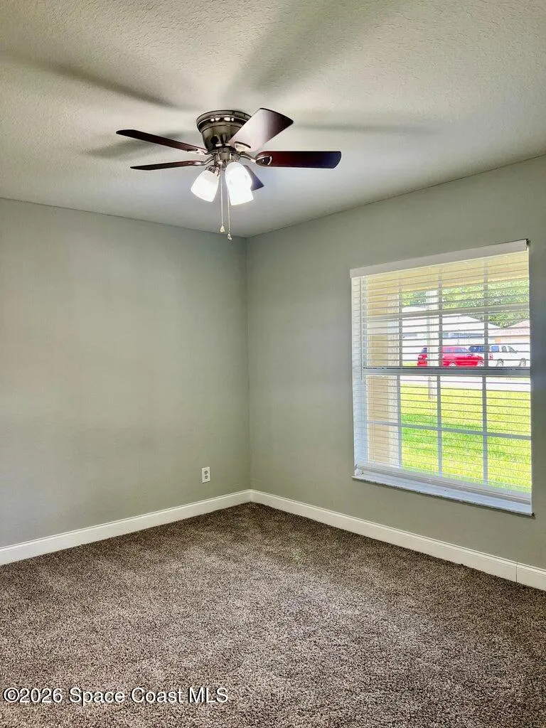 225 12th Street SW Vero Beach, FL 32962