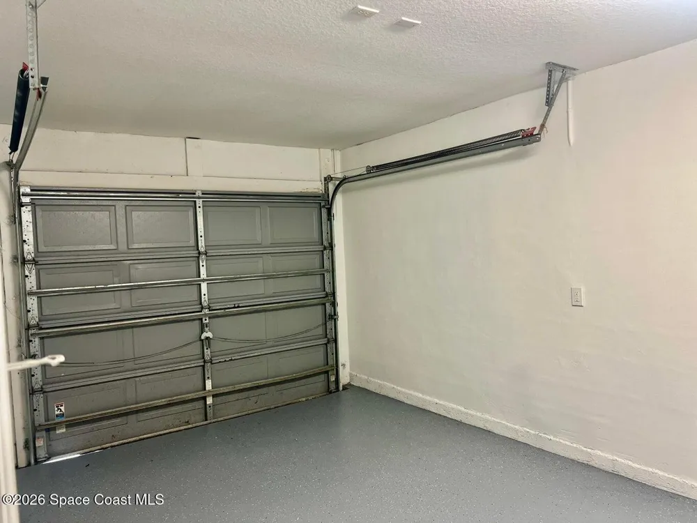 225 12th Street SW Vero Beach, FL 32962