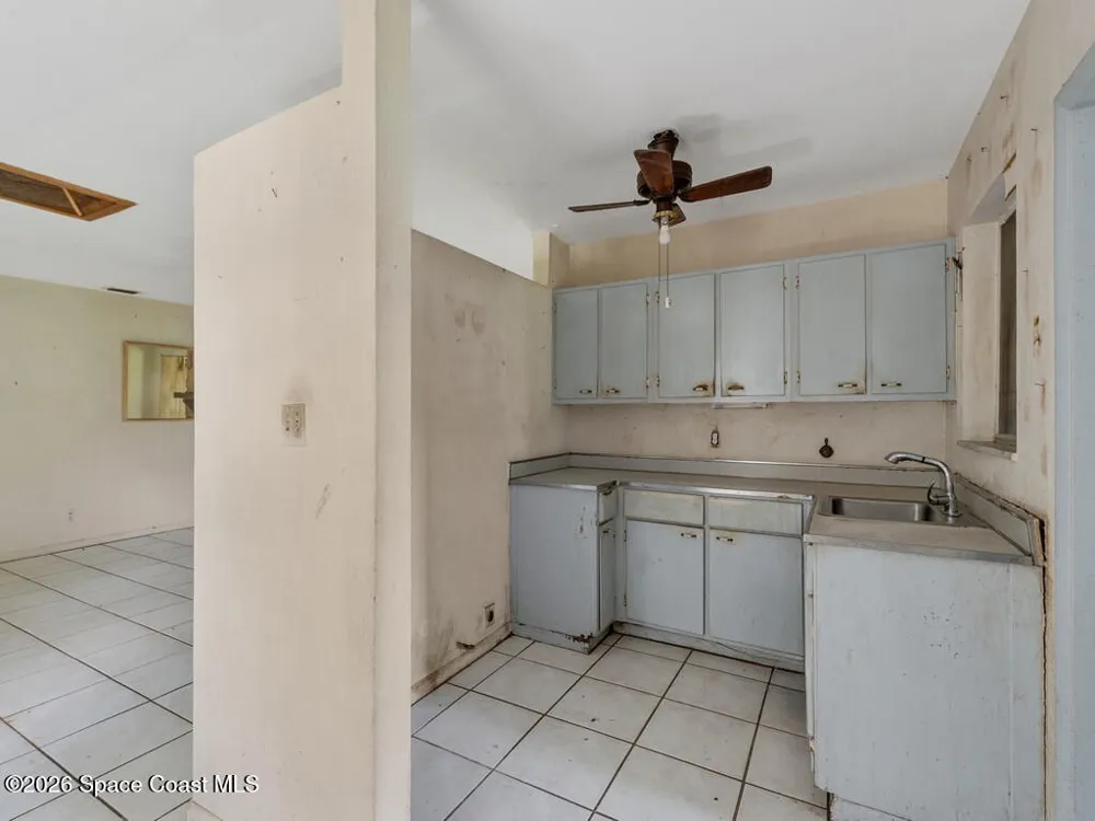 490 Sandia Avenue Port St. Lucie, FL 34983