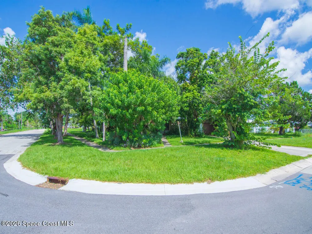 490 Sandia Avenue Port St. Lucie, FL 34983