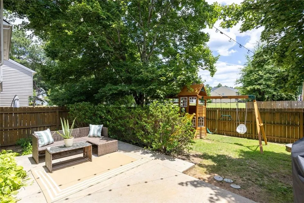 3975 Abernathy Farm Way Acworth, GA 30101