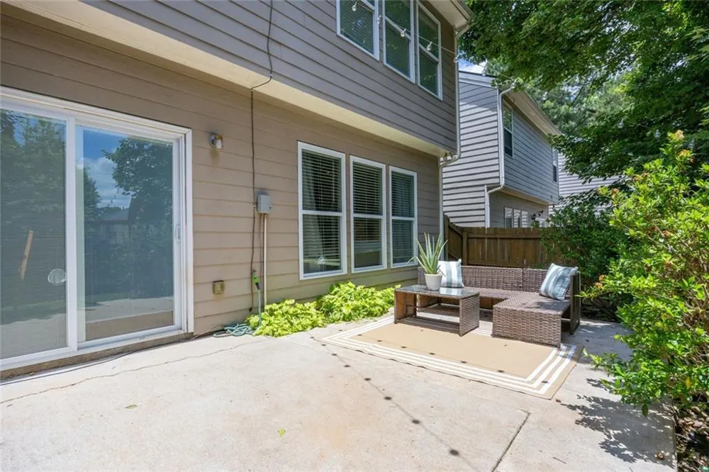 3975 Abernathy Farm Way Acworth, GA 30101