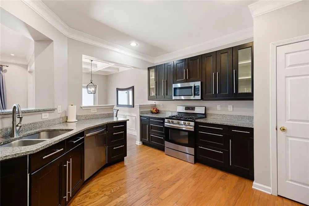 3975 Abernathy Farm Way Acworth, GA 30101