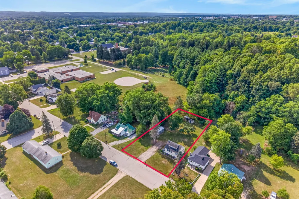 625 W Bridge Street Big Rapids, MI 49307