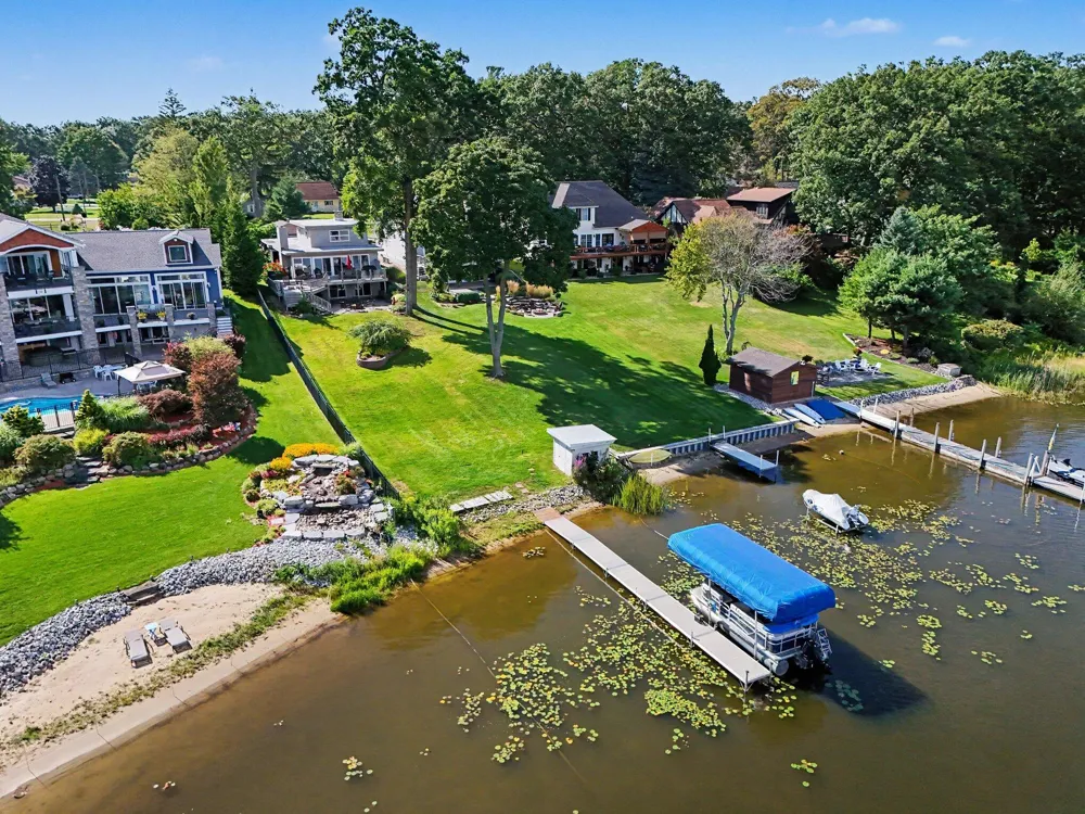 570 Bear Lake Road Muskegon, MI 49445