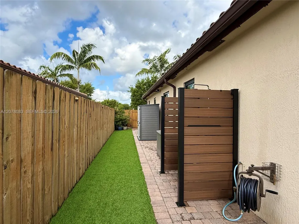 167 SE 24th Ave Homestead, FL 33033