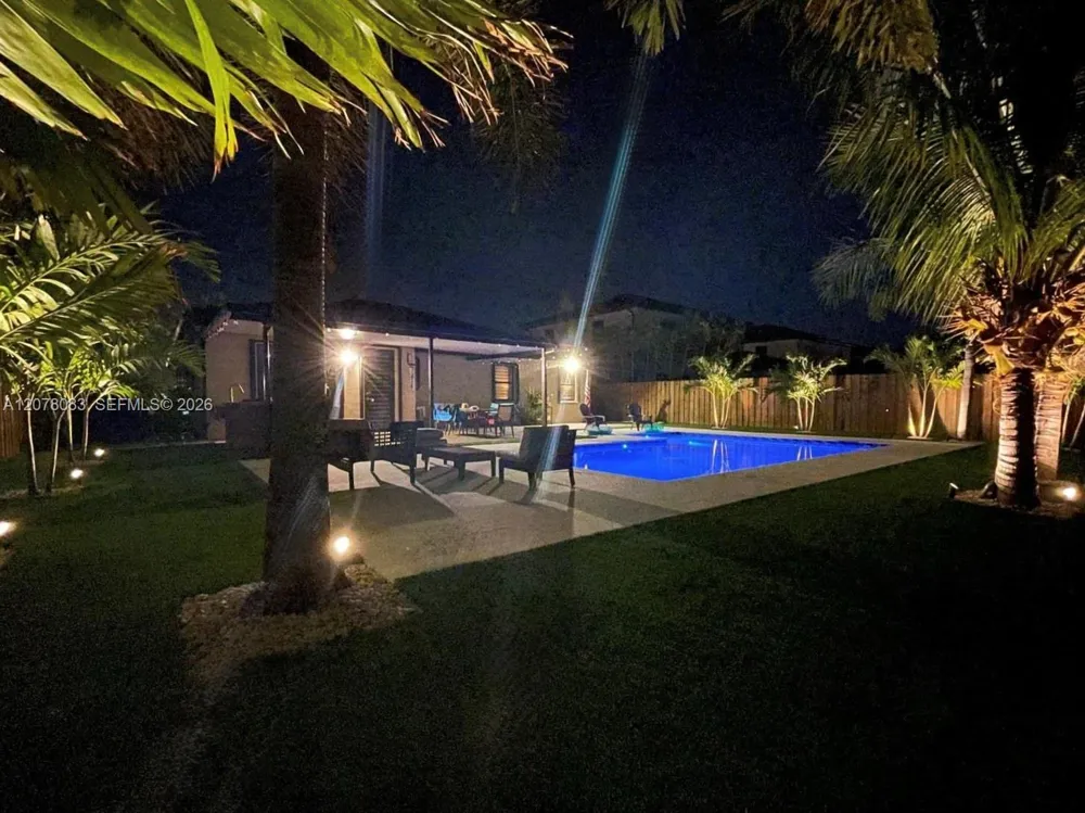 167 SE 24th Ave Homestead, FL 33033