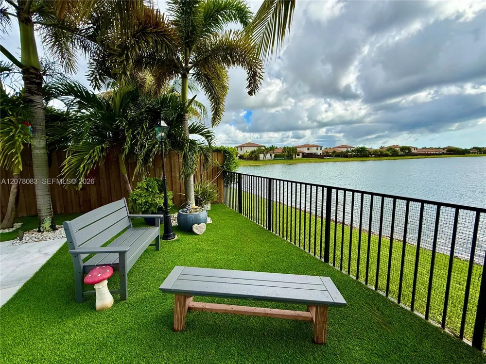 167 SE 24th Ave Homestead, FL 33033