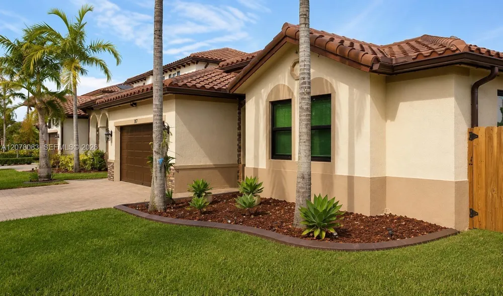 167 SE 24th Ave Homestead, FL 33033