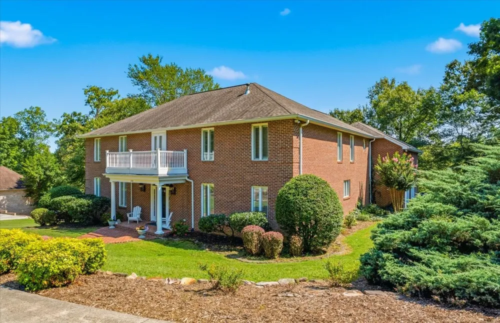 2131 Breckenridge St Athens, TN 37303