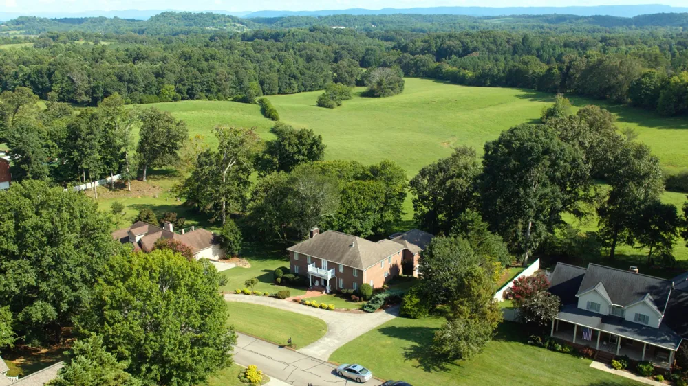 2131 Breckenridge St Athens, TN 37303