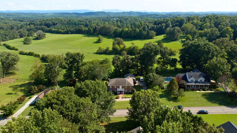 2131 Breckenridge St Athens, TN 37303