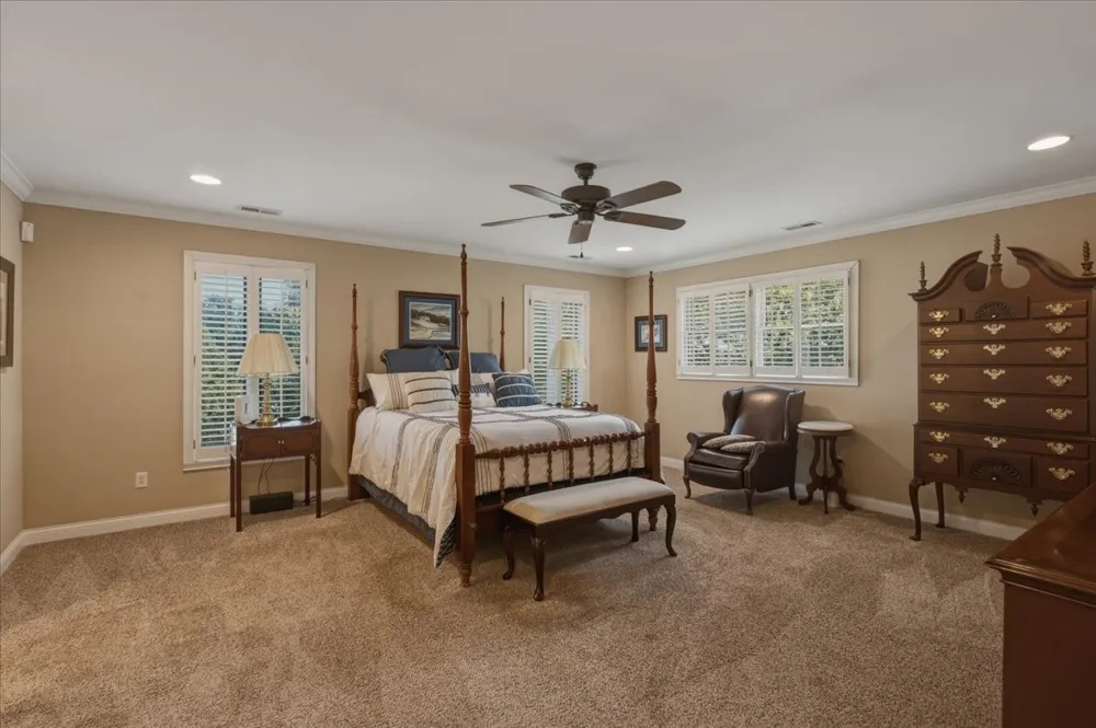 2131 Breckenridge St Athens, TN 37303