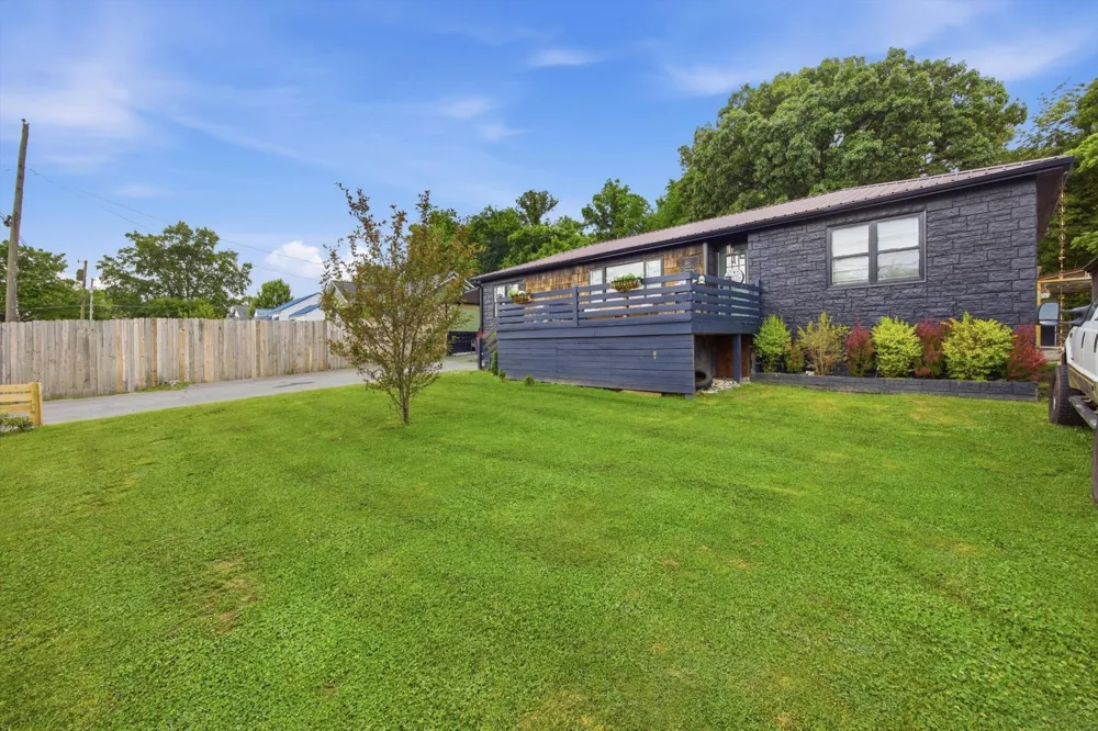 1205 Poole Street Rossville, GA 30741