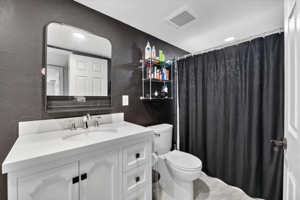 2140 Pauline Boulevard #206 Ann Arbor City, MI 48103
