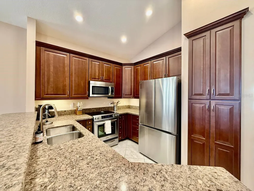 1605 SAND KEY ESTATES COURT Clearwater, FL 33767