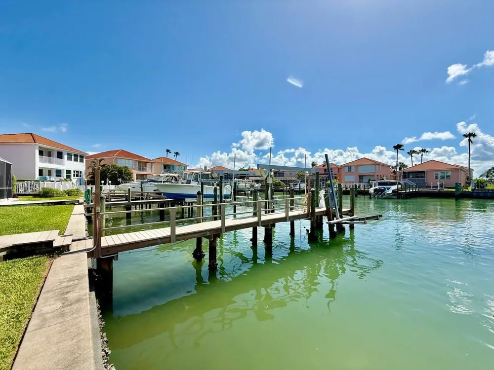 1605 SAND KEY ESTATES COURT Clearwater, FL 33767