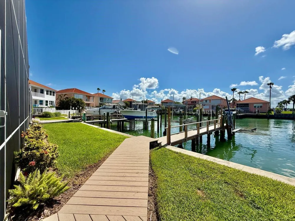1605 SAND KEY ESTATES COURT Clearwater, FL 33767