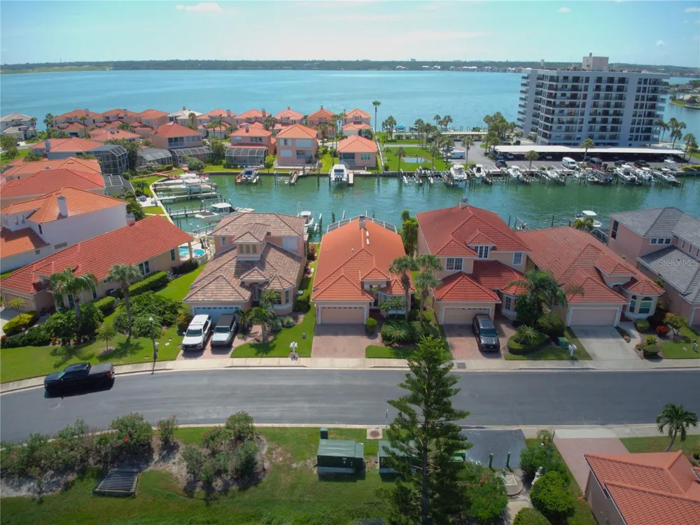 1605 SAND KEY ESTATES COURT Clearwater, FL 33767