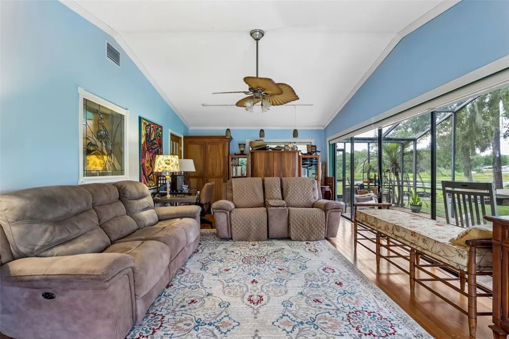 22 FAIRWAY DRIVE Eustis, FL 32726